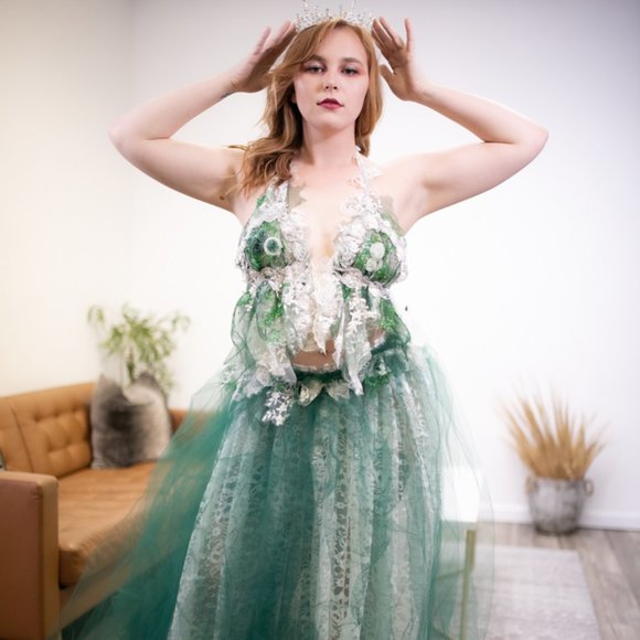 "EILEEN" Green & White Boho Wedding Ballgown Set - Picture 5 of 12